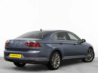 2017 Volkswagen Passat B8, синий, 2049000 рублей, вид 4