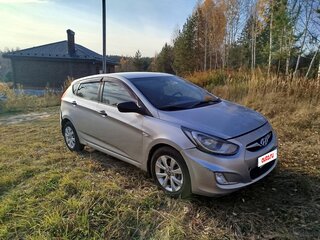 2014 Hyundai Solaris I Рестайлинг, бежевый, 490000 рублей, вид 4