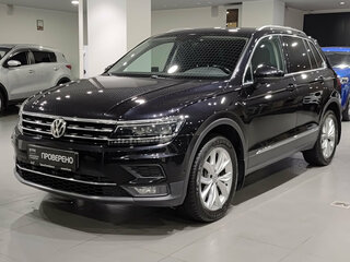 2017 Volkswagen Tiguan II, чёрный, 2520000 рублей, вид 1