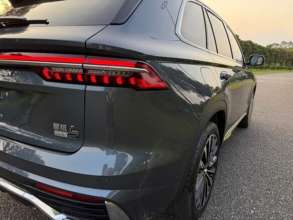2026 Geely Monjaro I Рестайлинг, серый, 3410000 рублей - вид 10