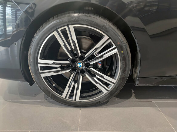 2023 BMW 7 серии 740d xDrive VII (G70), синий - вид 17