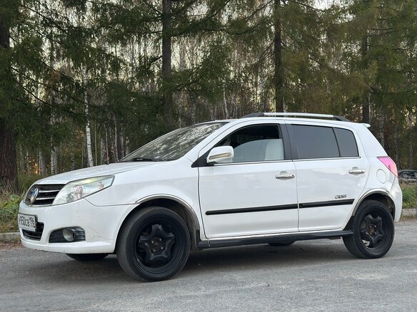 2013 Geely MK Cross I, белый - вид 1