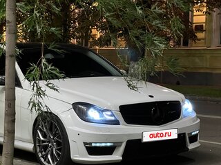 2013 Mercedes-Benz C-Класс 250 III (W204) Рестайлинг, белый, 1550000 рублей, вид 3