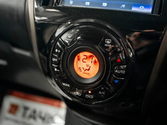 2017 Nissan Note II Рестайлинг, серый, 1125000 рублей - вид 12