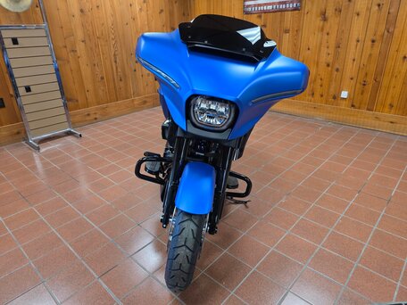 2026 Harley-Davidson Street Glide, синий, 3816000 рублей, вид 3