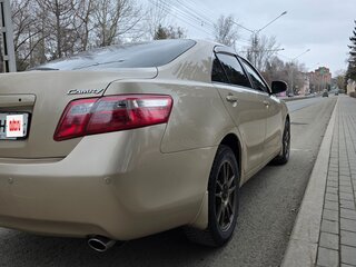 2010 Toyota Camry VI (XV40) Рестайлинг, золотистый, 1400000 рублей, вид 2