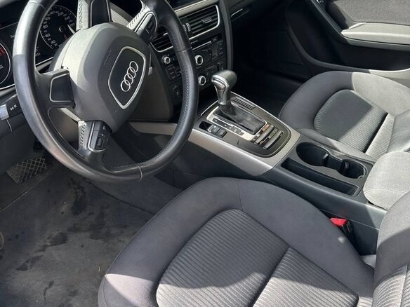 2013 Audi A4 IV (B8) Рестайлинг, белый - вид 6