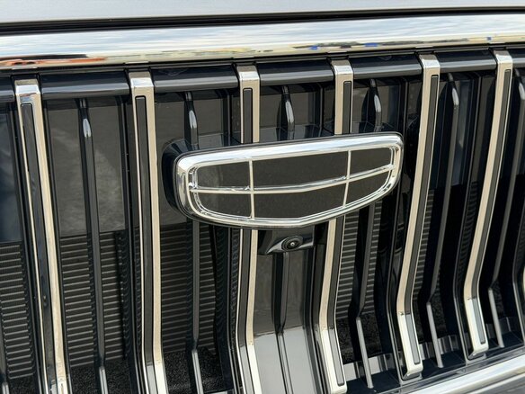 2026 Geely Monjaro I Рестайлинг 2 (China Market), серый, 4200000 рублей - вид 8