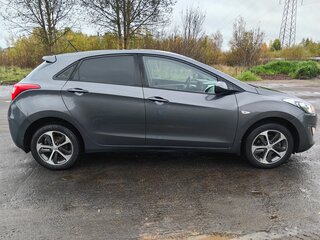 2016 Hyundai i30 II Рестайлинг, серый, 1250000 рублей, вид 5