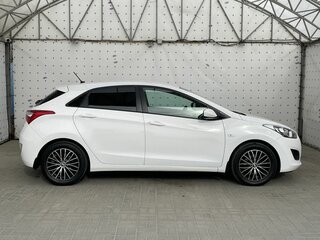 2012 Hyundai i30 II, белый, 935000 рублей, вид 4