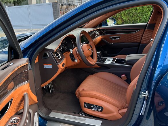 2023 Bentley Flying Spur III, синий, 21500000 рублей - вид 17