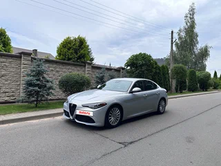 2022 Alfa Romeo Giulia II (952) Рестайлинг, серебристый, 1950000 рублей, вид 1