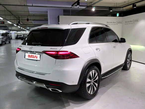 2026 Mercedes-Benz GLE 350 II (V167) Рестайлинг, белый, 9900700 рублей - вид 3