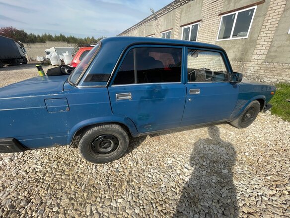 2005 Lada (ВАЗ) 2105, синий, 70000 рублей - вид 5