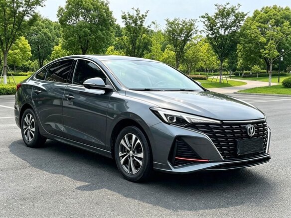 2023 Changan Eado Plus I, серый, 1390000 рублей