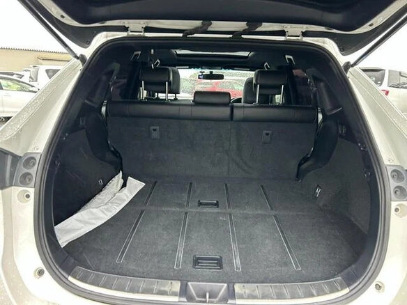 2015 Toyota Harrier III (XU60), белый, 1950055 рублей - вид 23