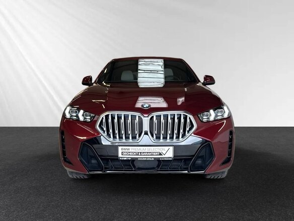 2025 BMW X6 40i III (G06) Рестайлинг, пурпурный, 12861440 рублей
