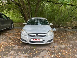 2007 Opel Astra H Рестайлинг, серебристый, 250000 рублей, вид 2