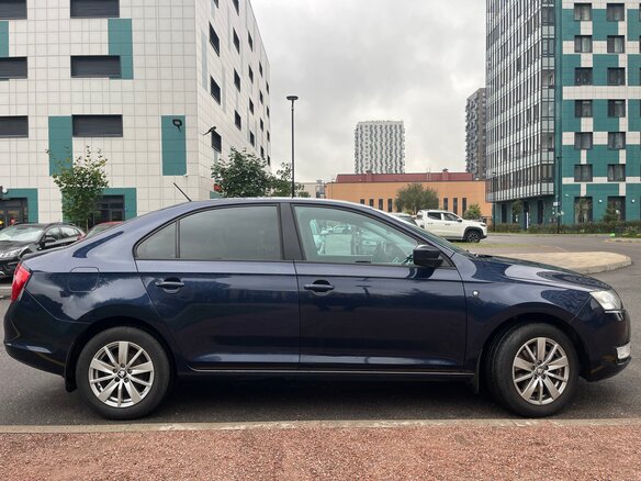 2015 Skoda Rapid I, синий, 900000 рублей - вид 3