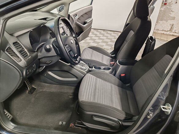 2017 Kia Cerato III Рестайлинг (Classic), синий, 1295000 рублей - вид 11