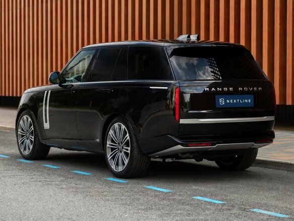 2026 Land Rover Range Rover D350 MHEV Long V, чёрный, 27990000 рублей - вид 4