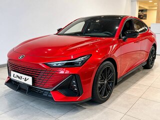 2025 Changan UNI-V I, красный, 3479900 рублей, вид 1