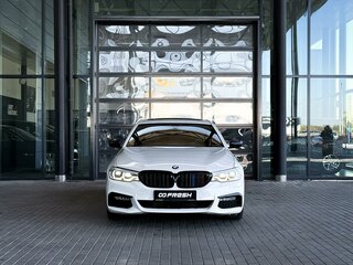 2018 BMW 5 серии 520d xDrive VII (G30/G31/G38), белый, 3465000 рублей, вид 2