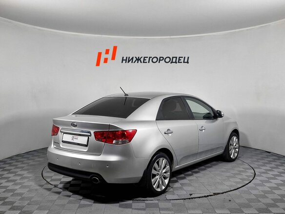2013 Kia Cerato 6-speed II, серебристый, 833000 рублей - вид 7