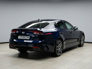 2021 Kia Stinger I Рестайлинг, синий, 3400000 рублей, вид 3