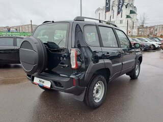 2026 Lada (ВАЗ) Niva Travel I Рестайлинг, зелёный, 1546900 рублей, вид 5