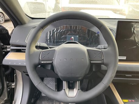 2026 Lexus ES 300h VII Рестайлинг 2, серебристый, 6870000 рублей, вид 4