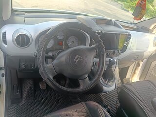 2012 Citroen Berlingo II Рестайлинг, белый, 820000 рублей, вид 5