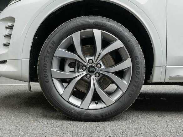 2025 Land Rover Discovery Sport I Рестайлинг, белый, 5885000 рублей - вид 8
