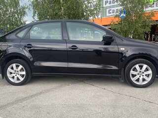 2013 Volkswagen Polo V, чёрный, 650000 рублей, вид 2