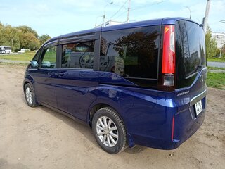 2016 Honda Stepwgn V, синий, 1760000 рублей, вид 3