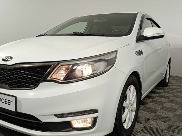 2015 Kia Rio 6-speed III, белый - вид 20