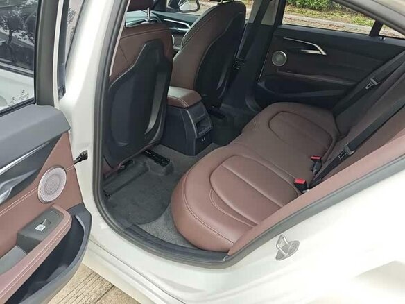 2023 BMW 1 серии 120i III (F52) Рестайлинг, белый, 1710001 рублей - вид 17