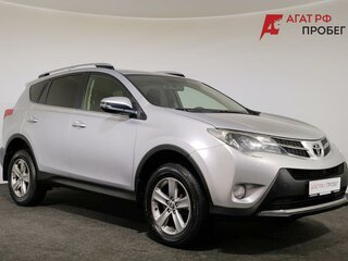 2015 Toyota RAV4 IV (XA40), серебристый, 1800000 рублей, вид 3