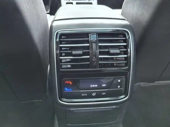 2022 Volkswagen Passat B8 Рестайлинг, чёрный, 1850000 рублей - вид 12