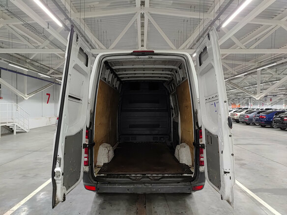 2012 Mercedes-Benz Sprinter, белый, 1899000 рублей - вид 9