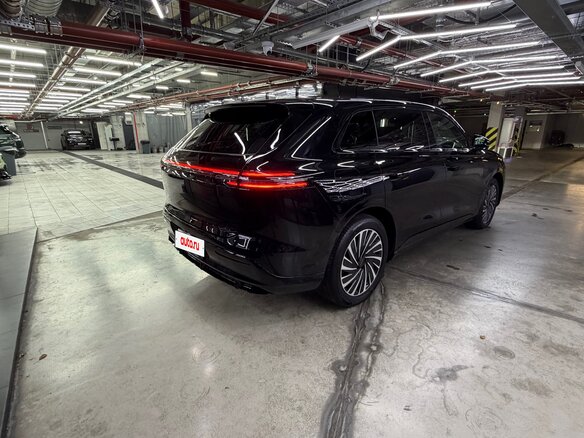 2025 Exeed Exlantix ET, чёрный, 4750000 рублей - вид 3