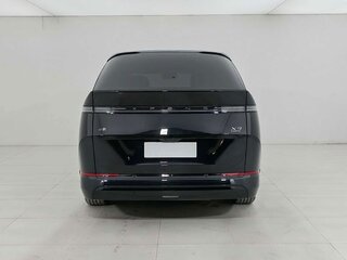 2026 Xpeng X9 I, серый, 5840700 рублей, вид 5