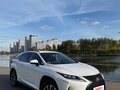 2019 Lexus RX 300 IV Рестайлинг, белый, 5250000 рублей - вид 2
