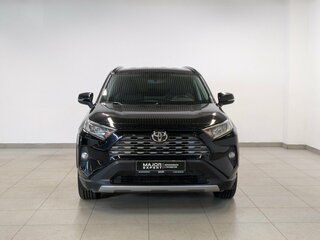 2021 Toyota RAV4 V (XA50), чёрный, 3700000 рублей, вид 2