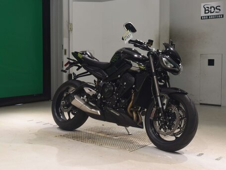 2025 Triumph Street Triple, чёрный, 1270000 рублей, вид 3