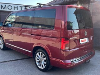 2019 Volkswagen Multivan T6 Рестайлинг, красный, 5650000 рублей, вид 5