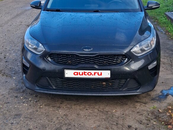 2019 Kia Ceed III, чёрный, 1500000 рублей