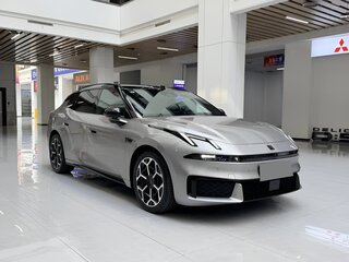 2026 Lynk & Co 07 GT I Рестайлинг, серебристый, 5380000 рублей, вид 3
