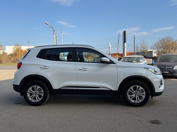 2024 Chery Tiggo 4 Pro I, белый, 1645000 рублей - вид 4