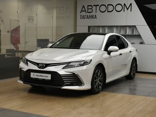 2023 Toyota Camry VIII (XV70) Рестайлинг, белый, 3200000 рублей, вид 1